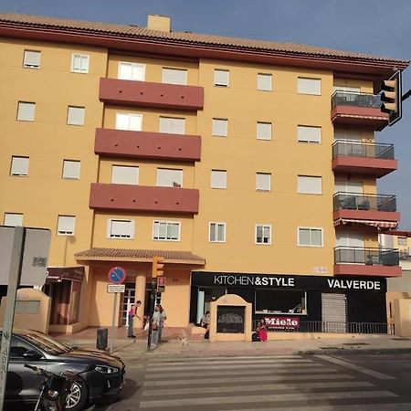 Apartamento Renovado En El Centro De Беналмадена Екстериор снимка