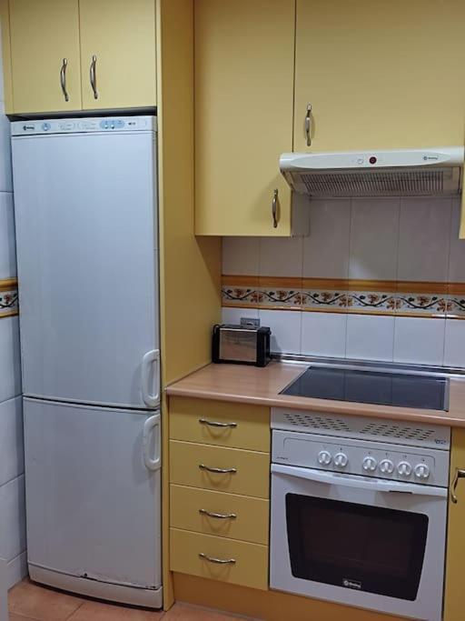 Apartamento Renovado En El Centro De Беналмадена Екстериор снимка