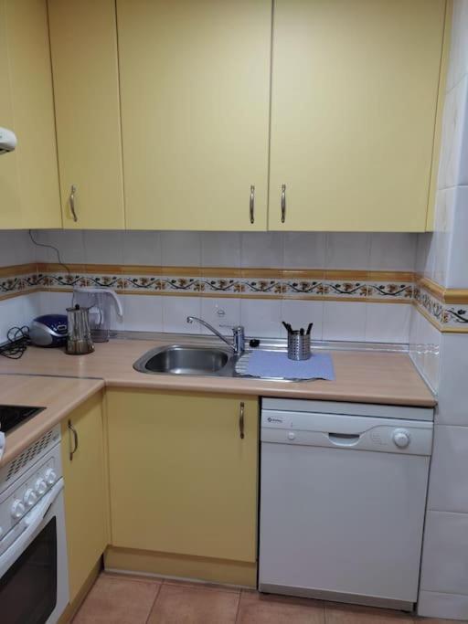 Apartamento Renovado En El Centro De Беналмадена Екстериор снимка